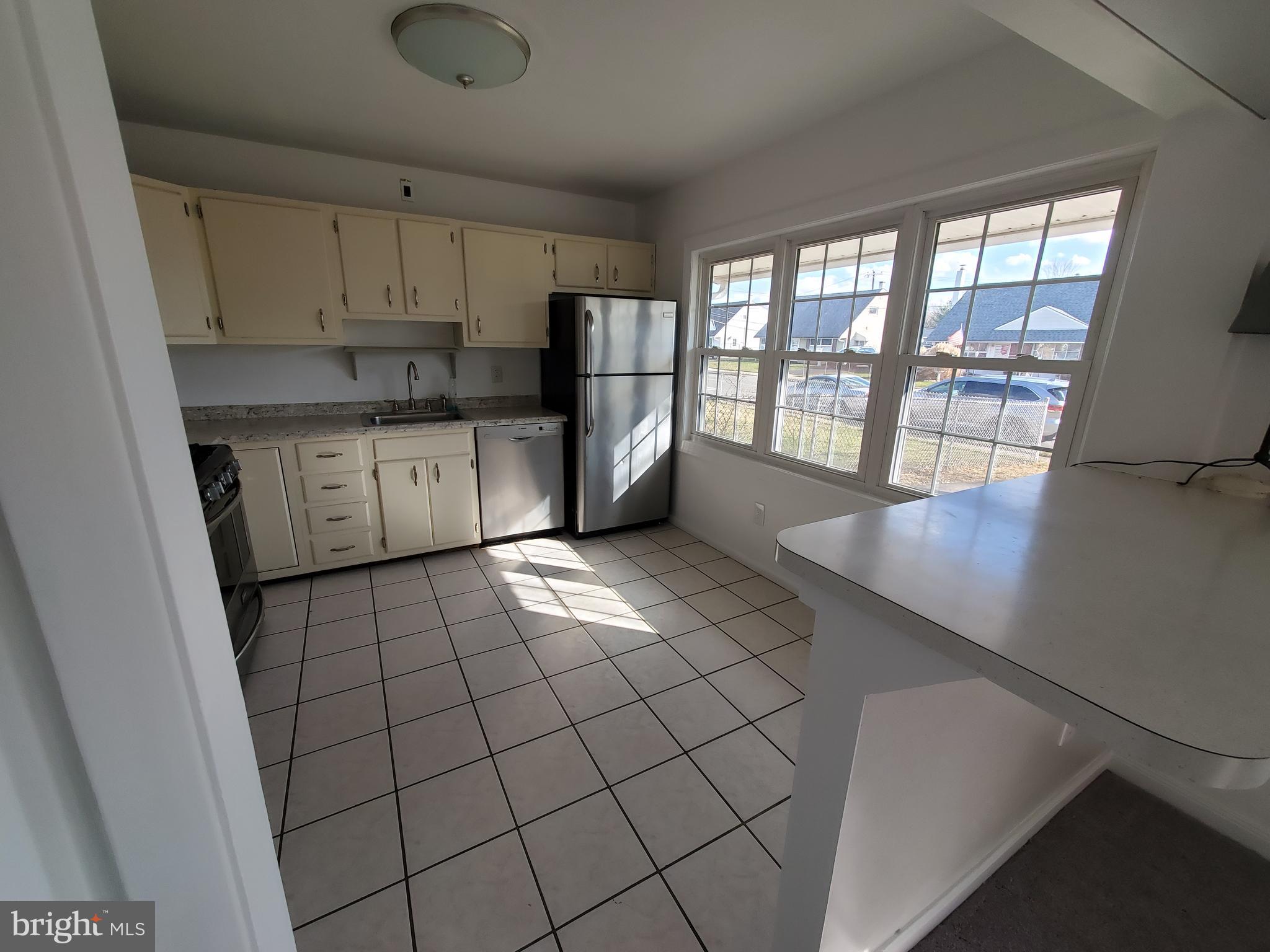 2808 Norcom Road Philadelphia, PA 19154 - Photo 12 of 30 Gallery Image 12