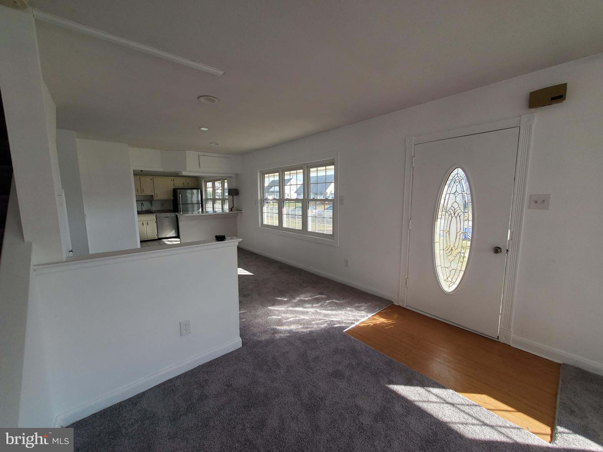 2808 Norcom Road Philadelphia, PA 19154 - Photo 3 of 30 Gallery Image 3