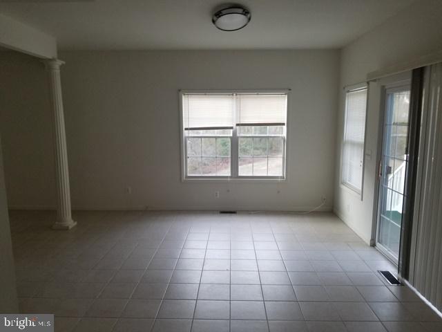 3507 Cedars Stable Road Davidsonville, MD 21035 - Photo 3 of 14 Living Room