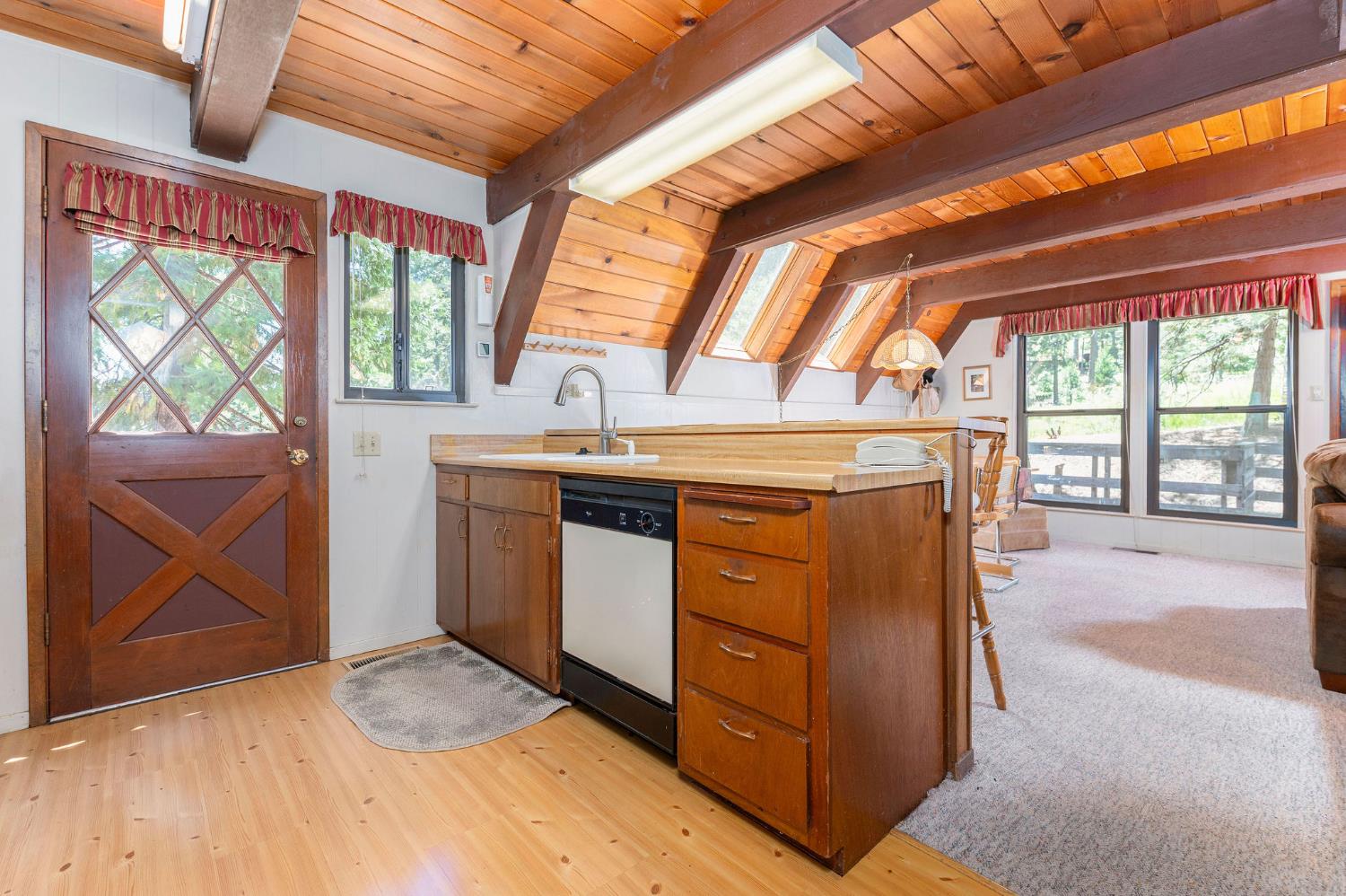 1380 Incline Way Arnold, CA 95223 - Photo 11 of 38