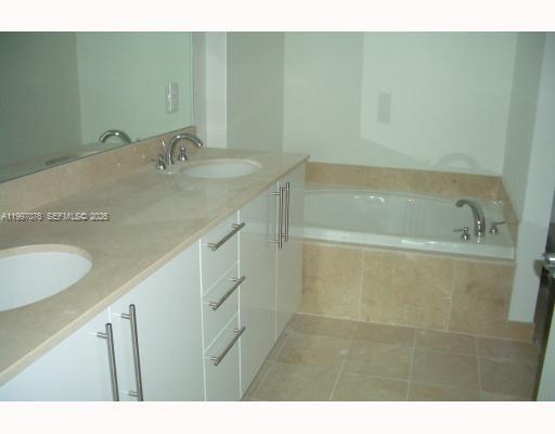 3330 Northeast 190th Street, Unit 1615 Aventura, FL 33180 - Photo 11 of 28