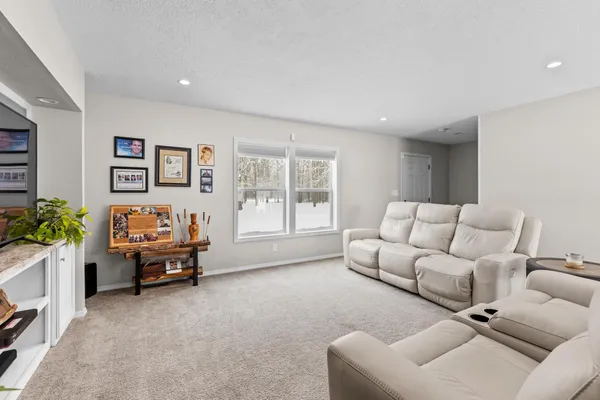 $698,500 | 5758 83rd Avenue Southwest, Staples, MN 56479