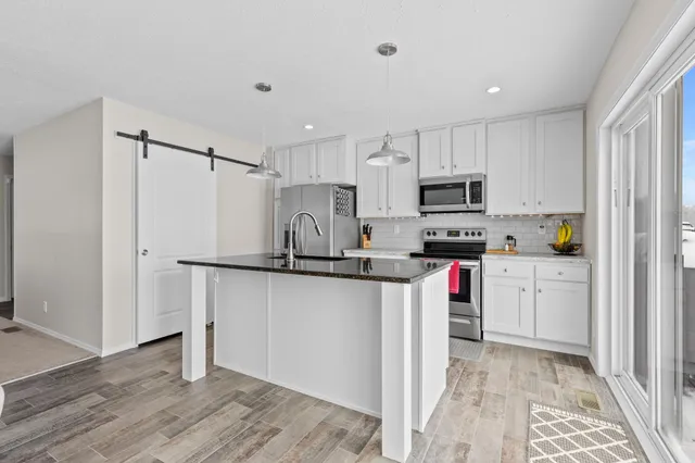 $698,500 | 5758 83rd Avenue Southwest, Staples, MN 56479