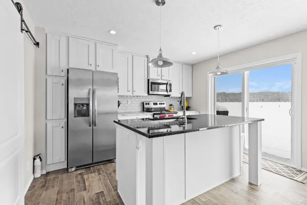 $698,500 | 5758 83rd Avenue Southwest, Staples, MN 56479