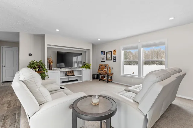 $698,500 | 5758 83rd Avenue Southwest, Staples, MN 56479