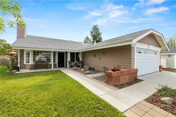 $849,999 | 27814 Santa Clarita Road, Saugus, CA 91350