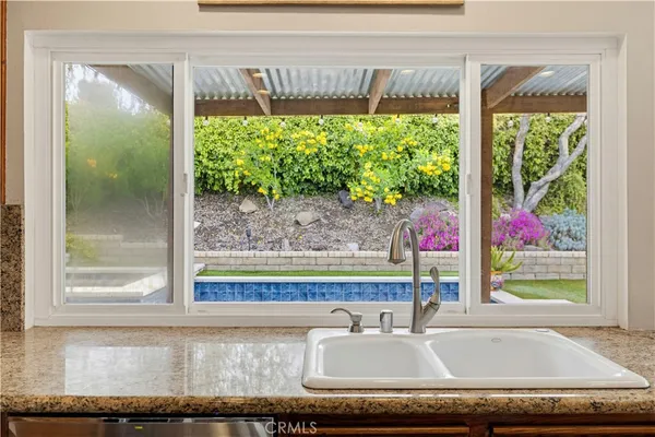 $849,999 | 27814 Santa Clarita Road, Saugus, CA 91350