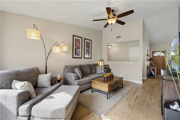 $849,999 | 27814 Santa Clarita Road, Saugus, CA 91350