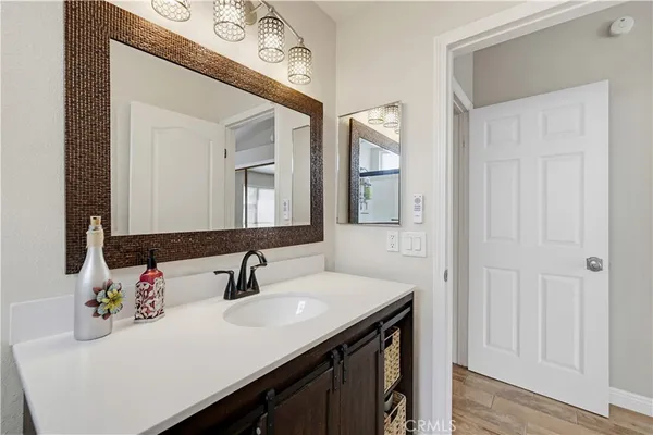 $849,999 | 27814 Santa Clarita Road, Saugus, CA 91350