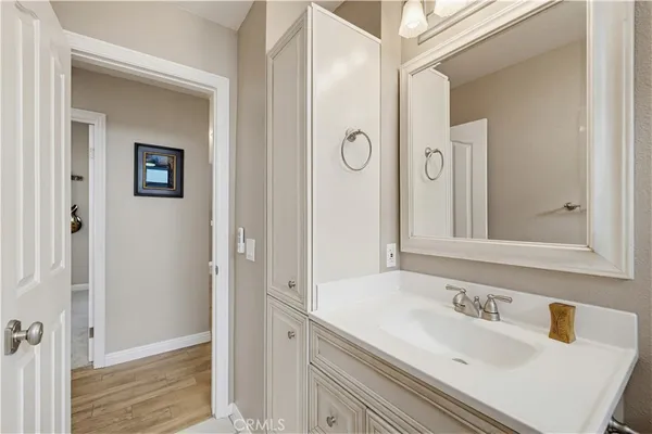 $849,999 | 27814 Santa Clarita Road, Saugus, CA 91350