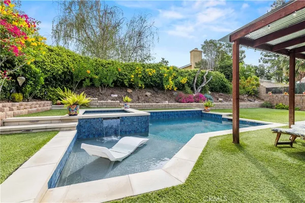 $849,999 | 27814 Santa Clarita Road, Saugus, CA 91350