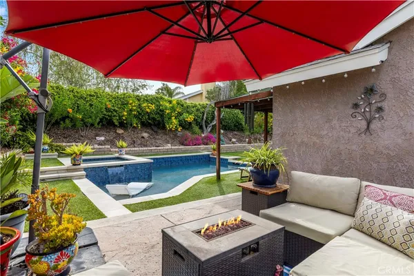 $849,999 | 27814 Santa Clarita Road, Saugus, CA 91350