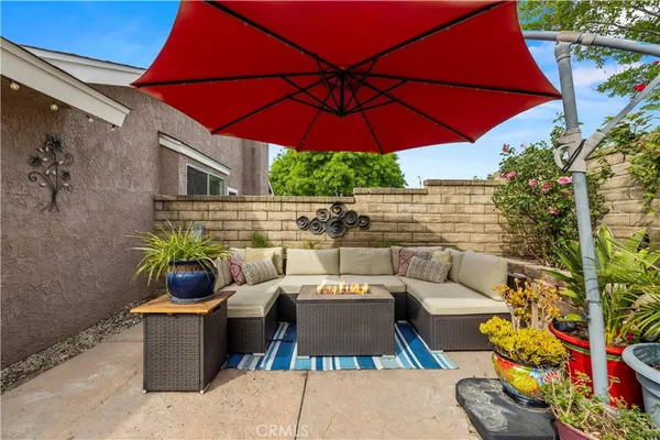$849,999 | 27814 Santa Clarita Road, Saugus, CA 91350