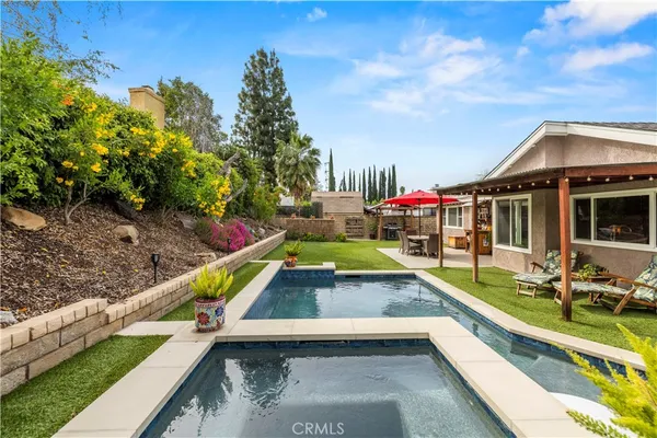 $849,999 | 27814 Santa Clarita Road, Saugus, CA 91350