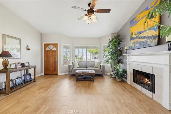 $849,999 | 27814 Santa Clarita Road, Saugus, CA 91350