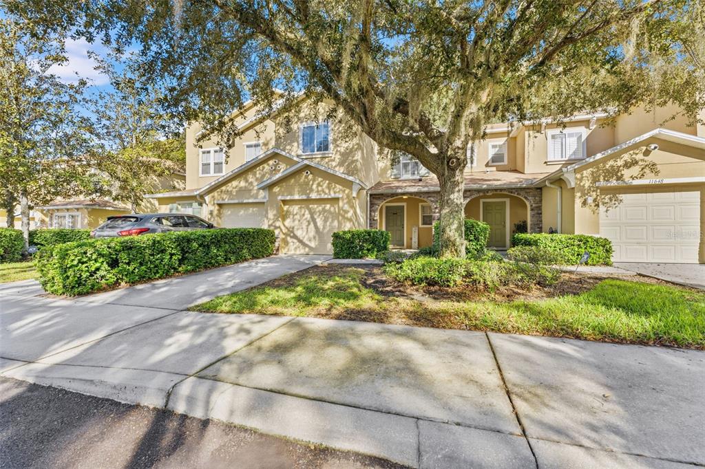 11646 Mango Ridge Boulevard Seffner, FL 33584 - Photo 2 of 41