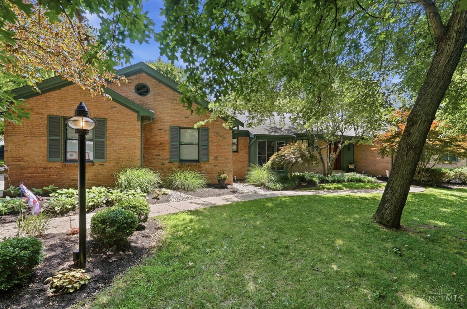 5355 Boomer Road Cincinnati, OH 45247 - Photo 1 of 52 Gallery Image 1