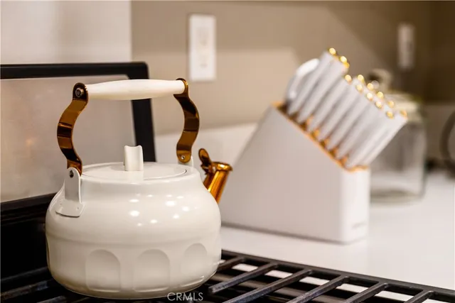 a close up view of a washer and dryer