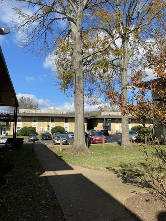 $1,600 | 555 North Dupont Avenue, Unit B39, Madison, TN 37115