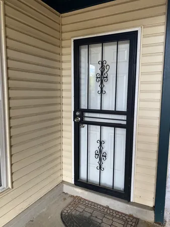 $1,600 | 555 North Dupont Avenue, Unit B39, Madison, TN 37115