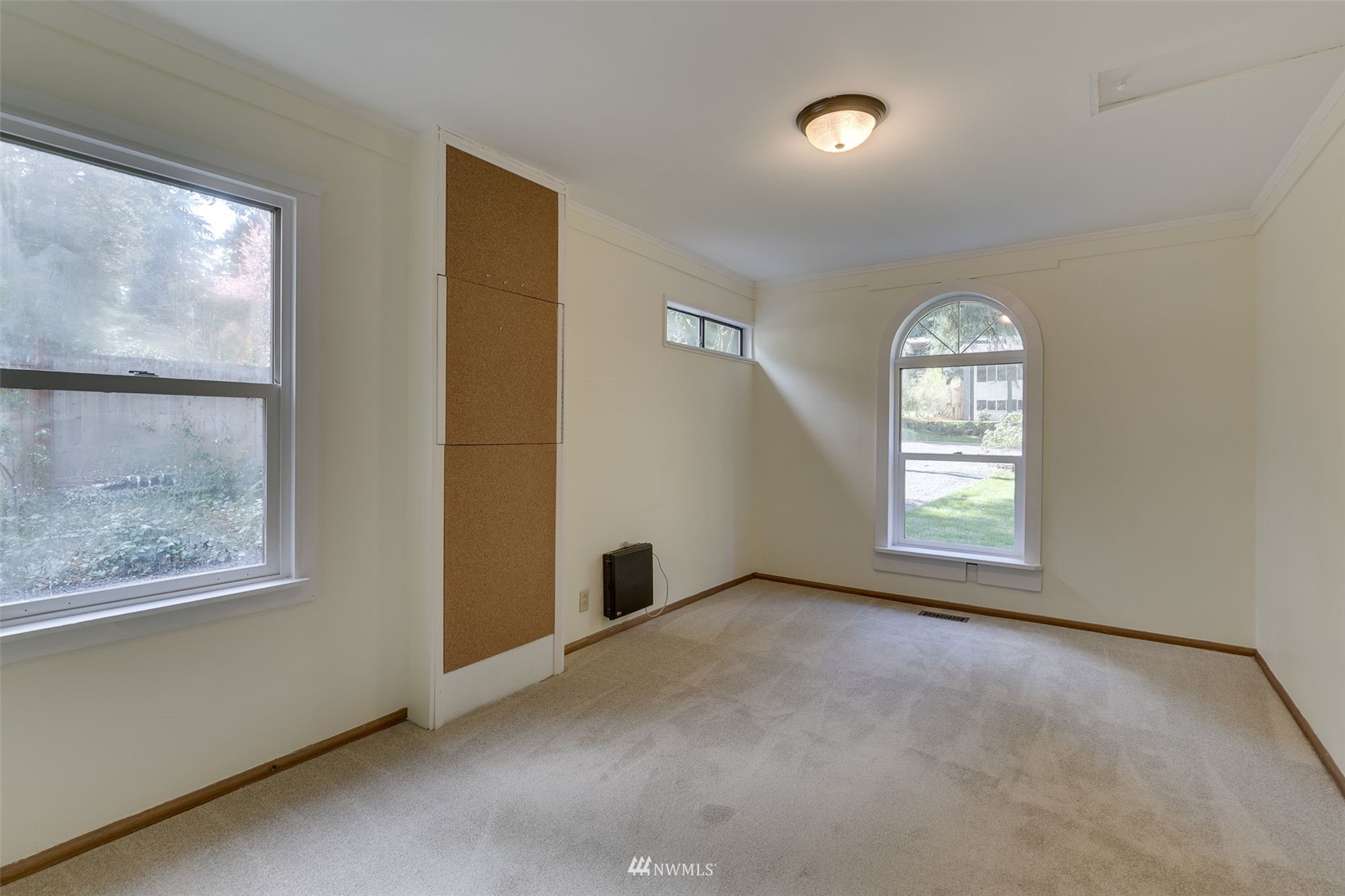 22925 2nd Avenue Southeast Bothell, WA 98021 - Photo 13 of 30 a view of an empty room with a window