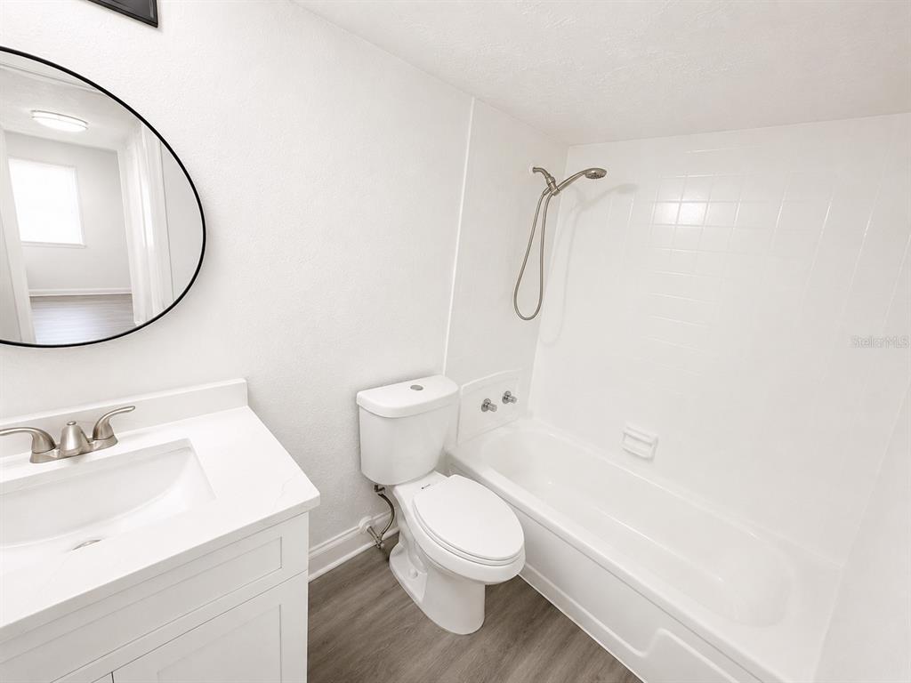 2789 L B McLeod Road, Unit D Orlando, FL 32805 - Photo 8 of 12