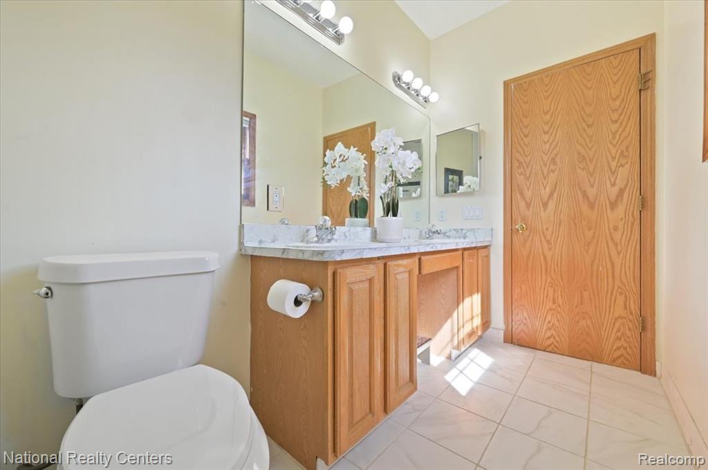31055 Seneca Lane Novi, MI 48377 - Photo 27 of 36