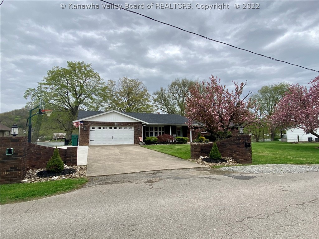 466 Cannery Lane Winfield, WV 25213 - Photo 2 of 45 Gallery Image 2
