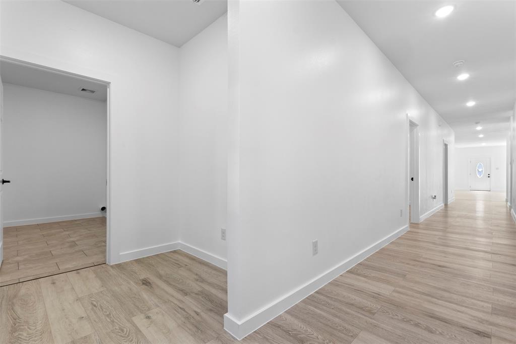 4406 South Ottawa Road Dallas, TX 75212 - Photo 11 of 28
