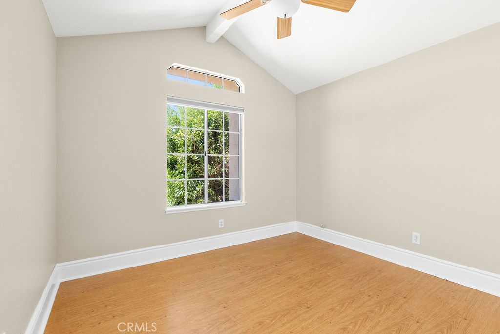 6 Aprilla Irvine, CA 92614 - Photo 23 of 37 Guest room 3 of 3