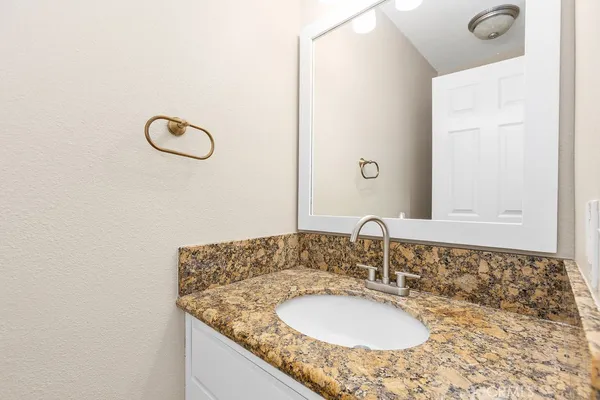 $1,849,000 | 6 Aprilla, Irvine, CA 92614