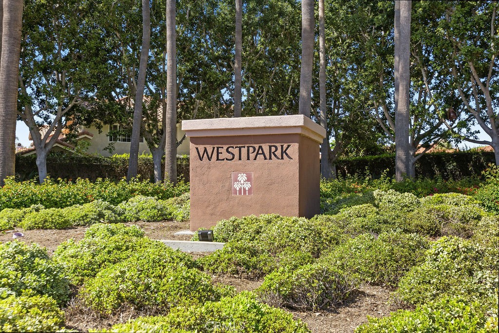6 Aprilla Irvine, CA 92614 - Photo 29 of 37