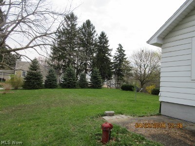 581 Killian Road Akron, OH 44319 - Photo 4 of 15