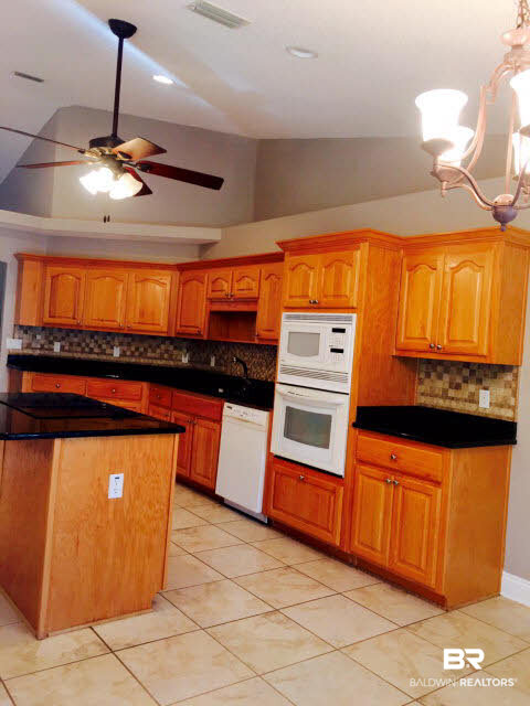400 Durham Way Foley, AL 36535 - Photo 4 of 21