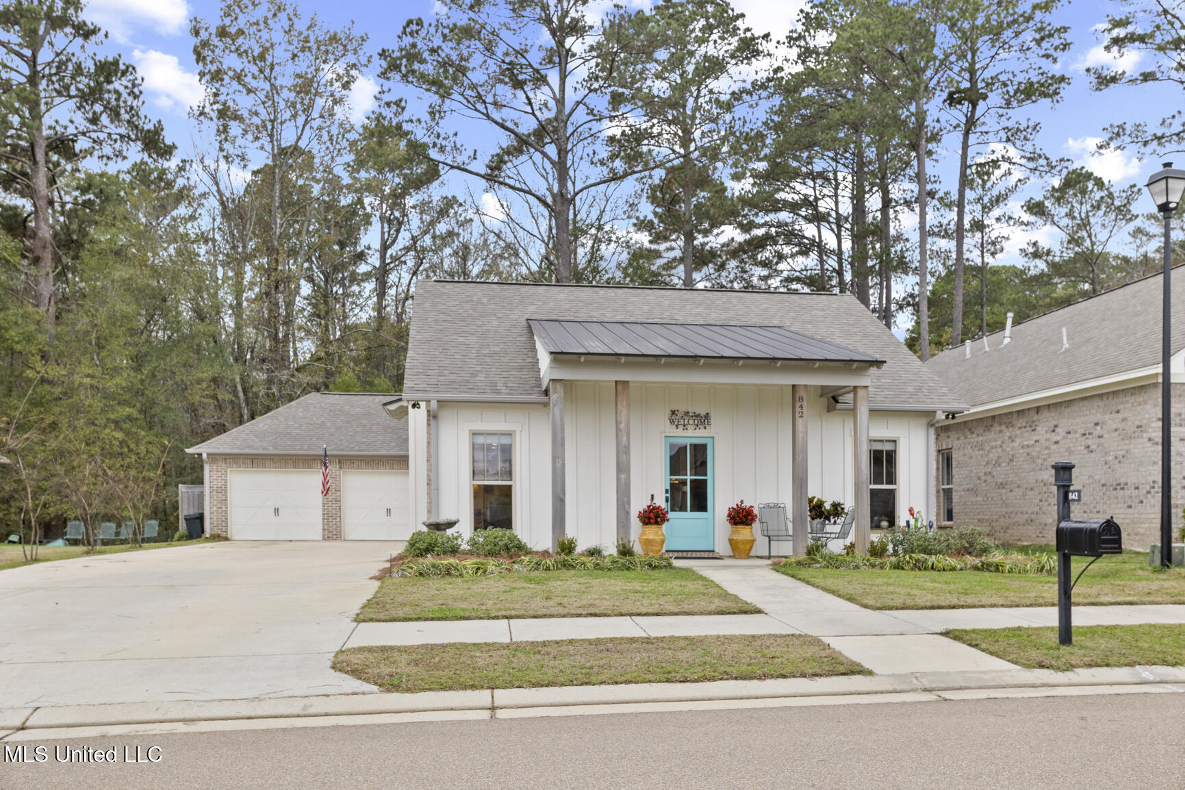 842 Long Leaf Circle Brandon, MS 39042 - Photo 1 of 24 842 Long Leaf-25