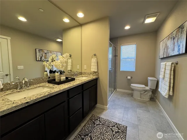 $585,000 | 7921 20th Avenue Southeast, Everett, WA 98203