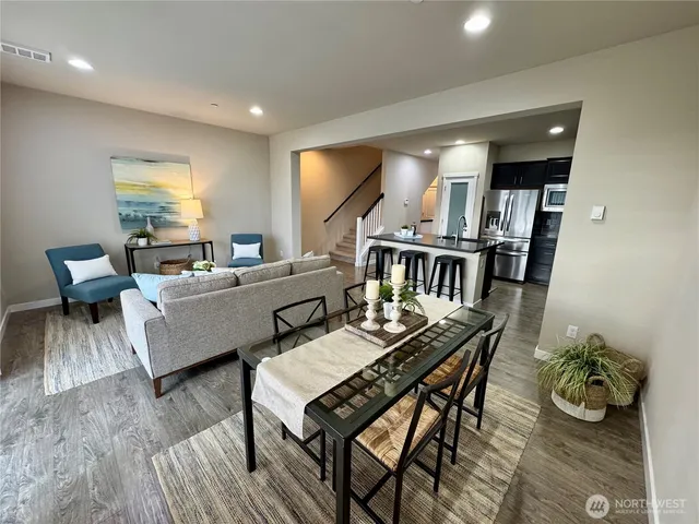 $585,000 | 7921 20th Avenue Southeast, Everett, WA 98203