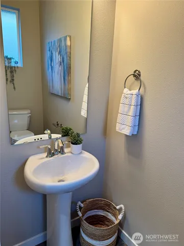 $585,000 | 7921 20th Avenue Southeast, Everett, WA 98203