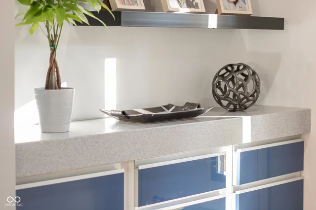 $2,200 | 10327 Orchard Way, Indianapolis, IN 46280