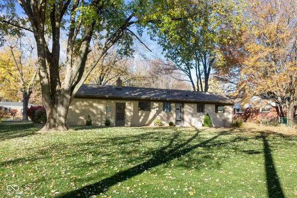 $2,200 | 10327 Orchard Way, Indianapolis, IN 46280
