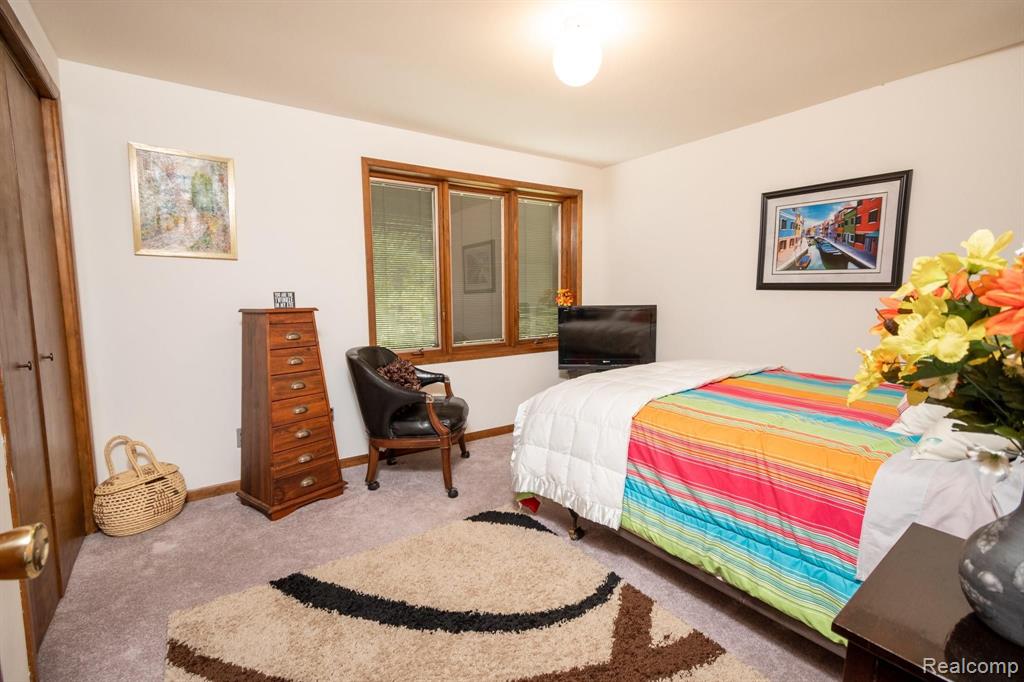 28005 Inkster Road Farmington Hills, MI 48334 - Photo 33 of 60 Gallery Image 33