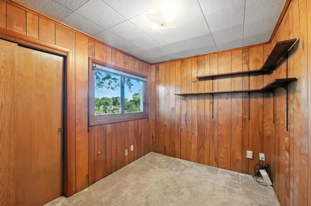 $369,000 | 4305 Riverside Road, Waterford, WI 53185