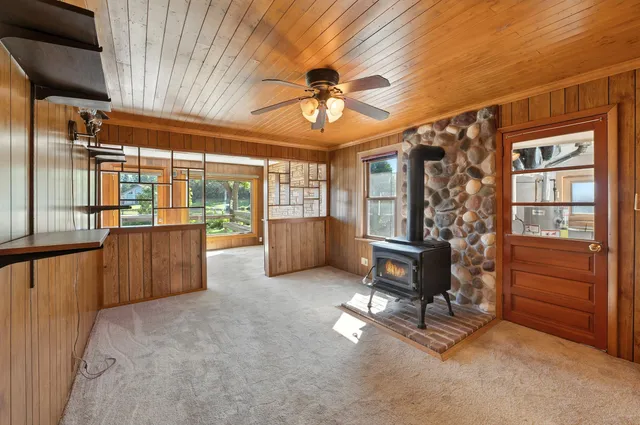 $369,000 | 4305 Riverside Road, Waterford, WI 53185