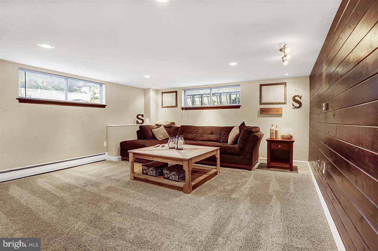 607 Boundbrook Road Harrisburg, PA 17109 - Photo 12 of 25 Gallery Image 12