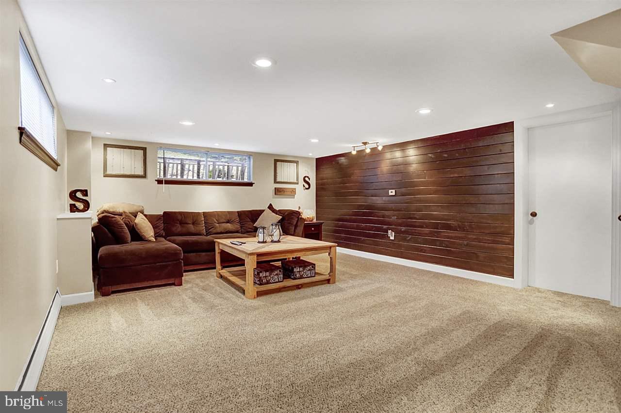 607 Boundbrook Road Harrisburg, PA 17109 - Photo 13 of 25 Gallery Image 13