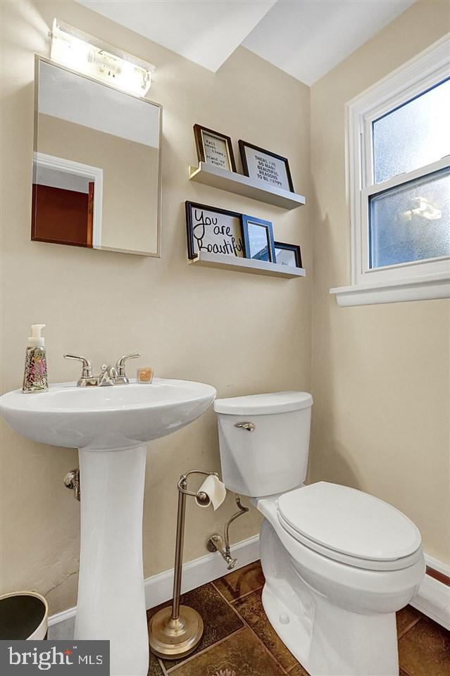 607 Boundbrook Road Harrisburg, PA 17109 - Photo 16 of 25 Gallery Image 16
