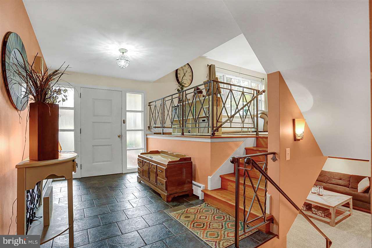 607 Boundbrook Road Harrisburg, PA 17109 - Photo 2 of 25 Gallery Image 2