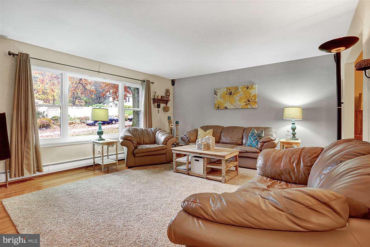 607 Boundbrook Road Harrisburg, PA 17109 - Photo 4 of 25 Gallery Image 4