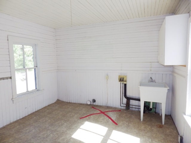 34310 North Milan Road Chattaroy, WA 99003 - Photo 11 of 20 Gallery Image 11