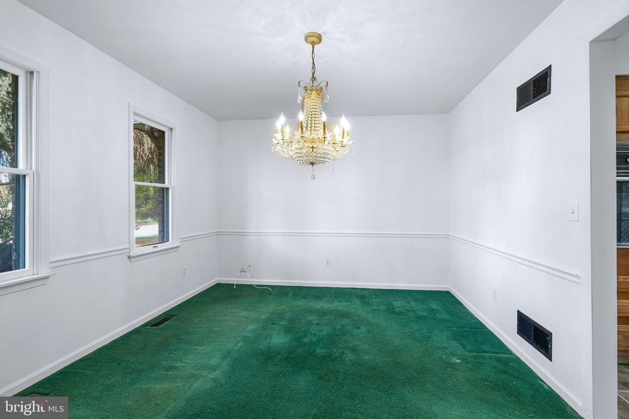 1074 Leeds Road Elkton, MD 21921 - Photo 7 of 29 Dining room